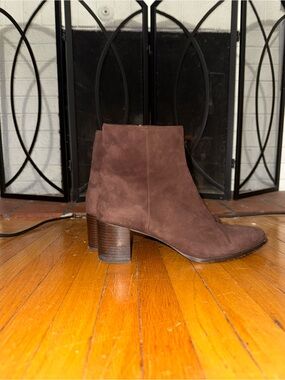 Margaux Chocolate Brown Suede Ankle Boots | Handmade in Spain | EU 40 / US 9